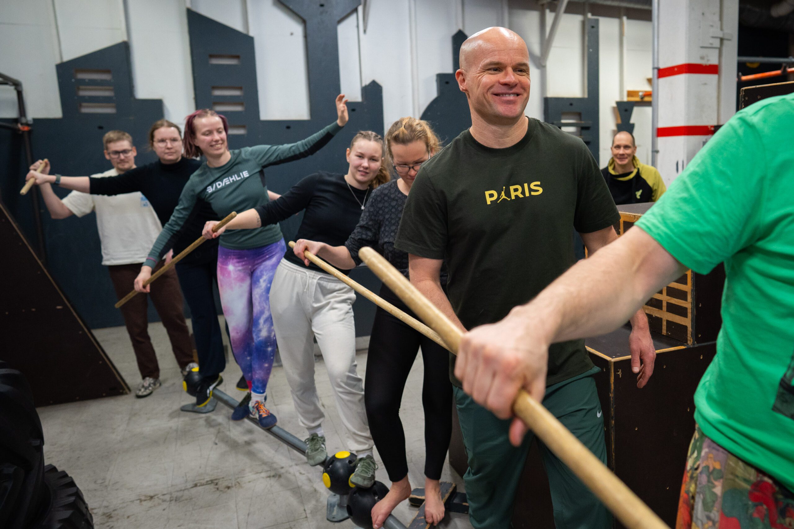 Tilaustunti Lauttasaaren Parkour Akatemialla & Sirkuskoululla